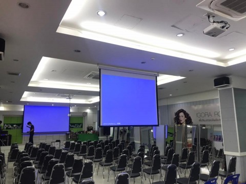 โปรเจคเตอร์ห้องเรียน